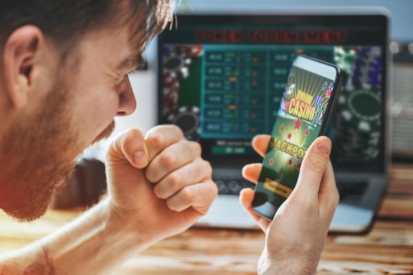 Antarmuka slot dan permainan pemintal di aerontogel menampilkan tabel pembayaran dan aturan
